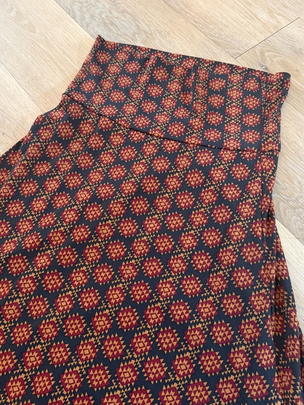 LuLaRoe Black Maxi Skirt with Rust & Mustard Geometric Motif